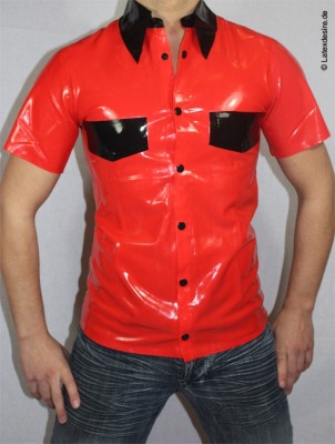 rode latexblouse